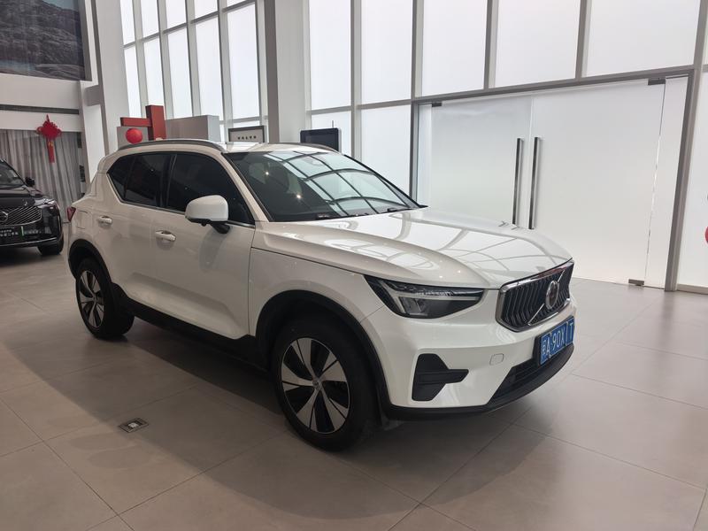 Volvo XC40, 2023 — фото 3 из 12