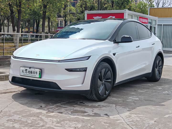 Tesla Model Y, 2025 — купить в Чебоксарах под ключ