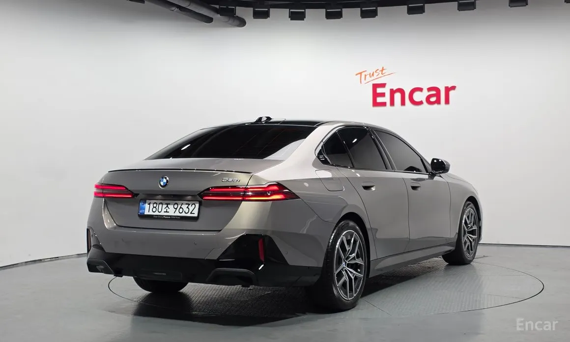 BMW 5 Series, 2025 — фото 2 из 12