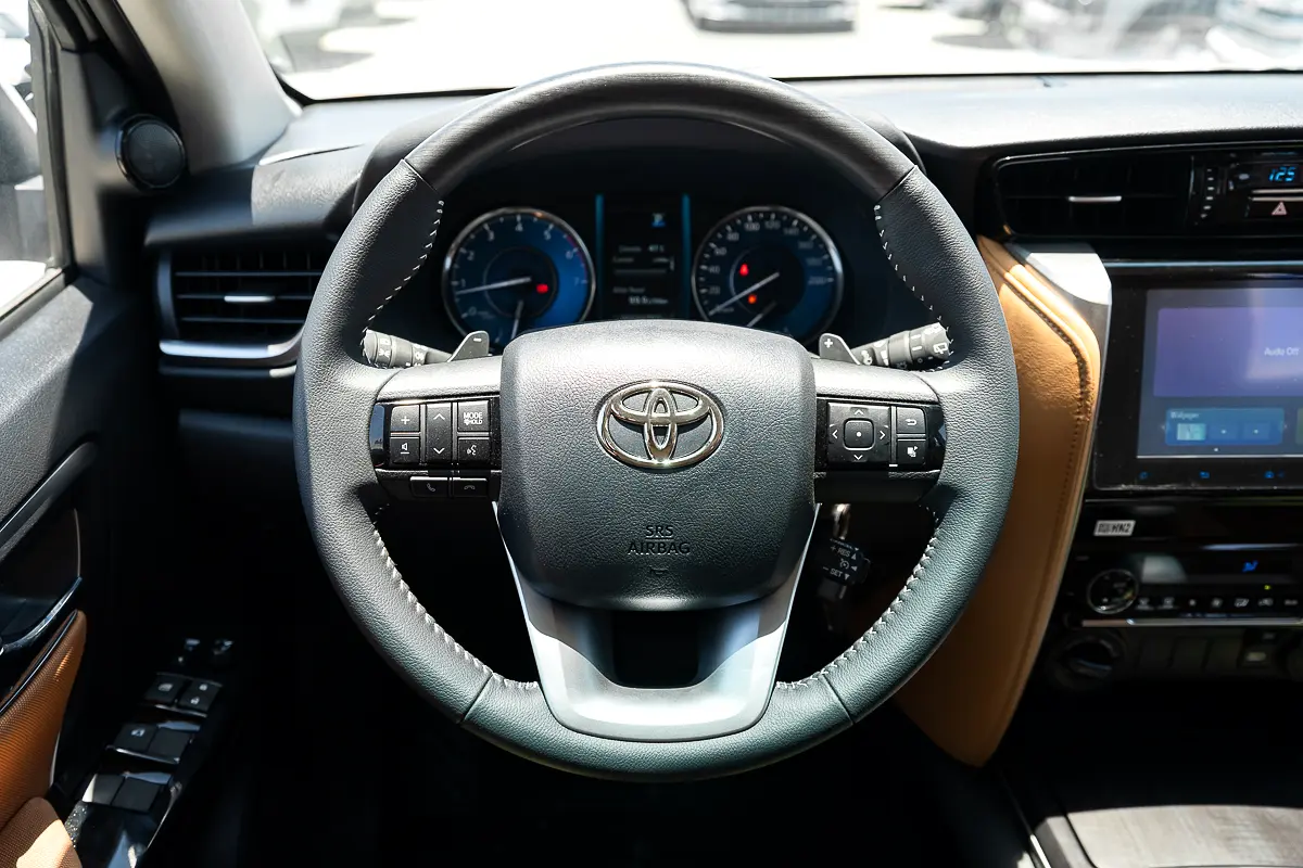 Toyota Fortuner, 2026 — фото 9 из 10