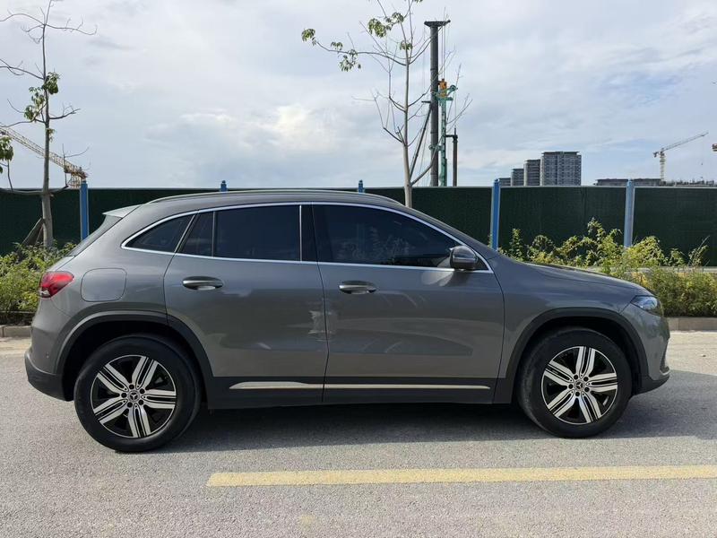 Mercedes-Benz EQA, 2023 — фото 5 из 10