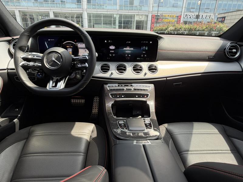 Mercedes-Benz E-Class AMG, 2022 — фото 10 из 12