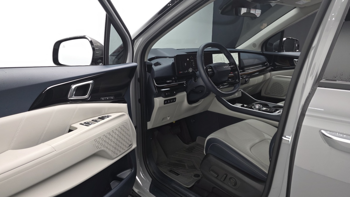 Kia Carnival, 2026 — фото 10 из 12