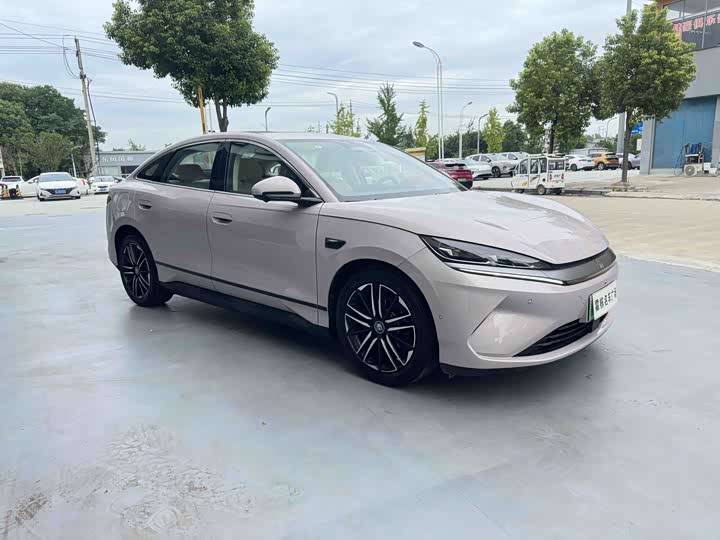 BYD Qin L, 2025 — фото 3 из 9
