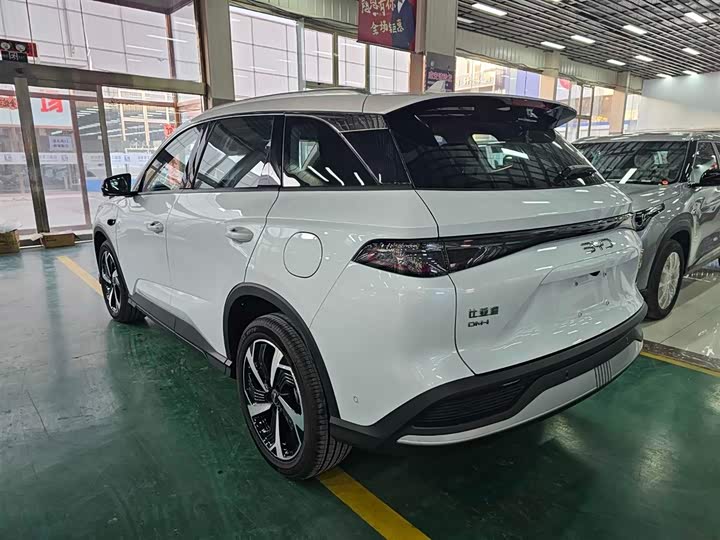 BYD Sea Lion 05 DM-i Hybrid, 2025 — фото 4 из 9