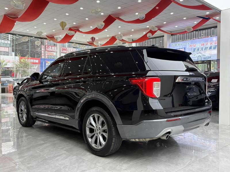 Ford Explorer, 2022 — фото 4 из 12