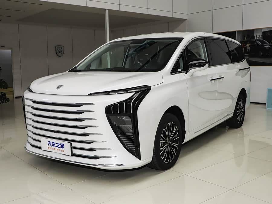 Dongfeng Forthing Xinghai V9, 2026 — купить в Владимире под ключ