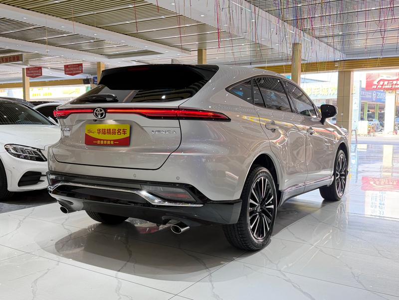 Toyota Venza, 2022 — фото 6 из 12