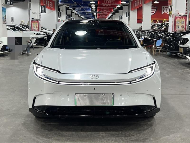 Toyota bZ5, 2025 — фото 2 из 12