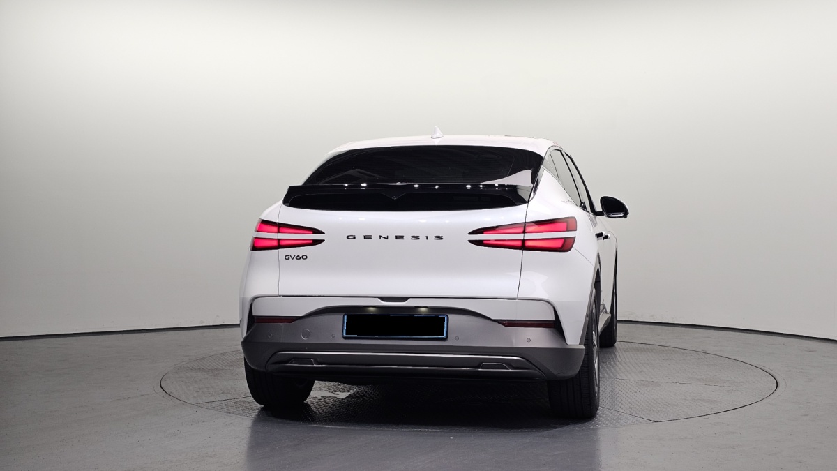 Genesis GV60, 2022 — фото 4 из 12