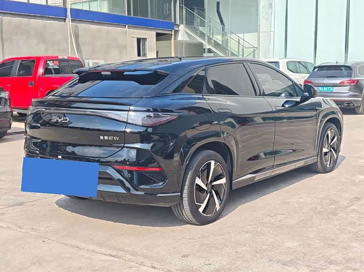 BYD Sea Lion 07 EV, 2024 — фото 7 из 9