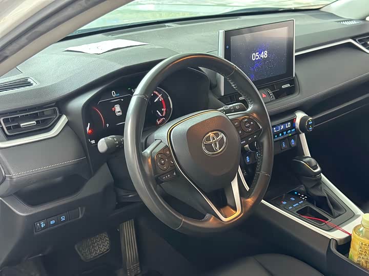 Toyota RAV4, 2022 — фото 3 из 7