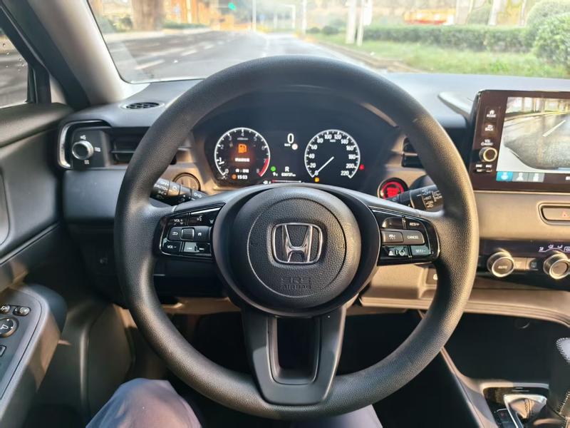 Honda Vezel, 2022 — фото 8 из 12