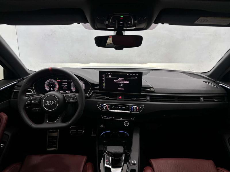 Audi A4L, 2025 — фото 11 из 12