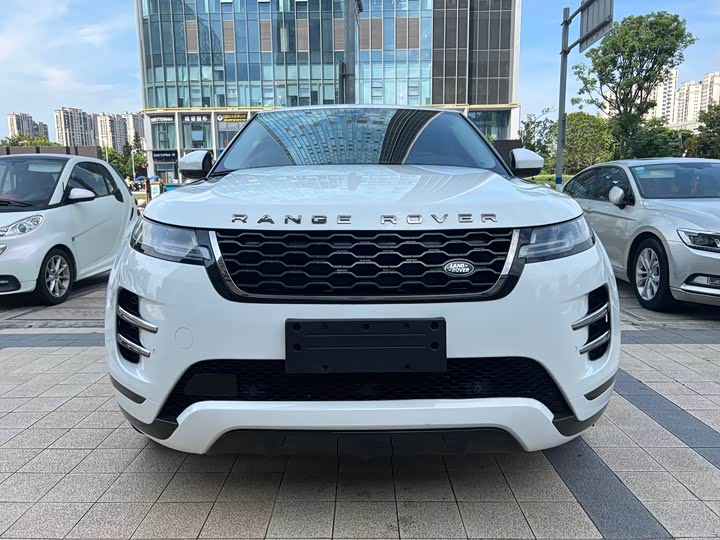 Land Rover Range Rover Evoque L, 2022 — фото 2 из 9