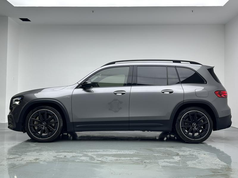 Mercedes-Benz GLB-Class AMG, 2024 — фото 4 из 12