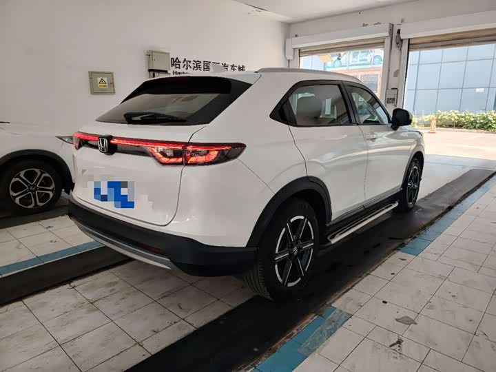 Honda Vezel, 2023 — фото 6 из 9