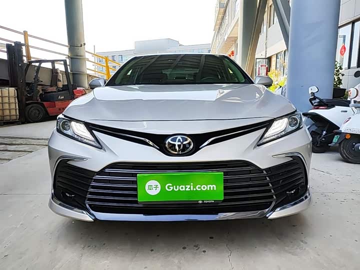 Toyota Camry, 2021 — фото 3 из 9