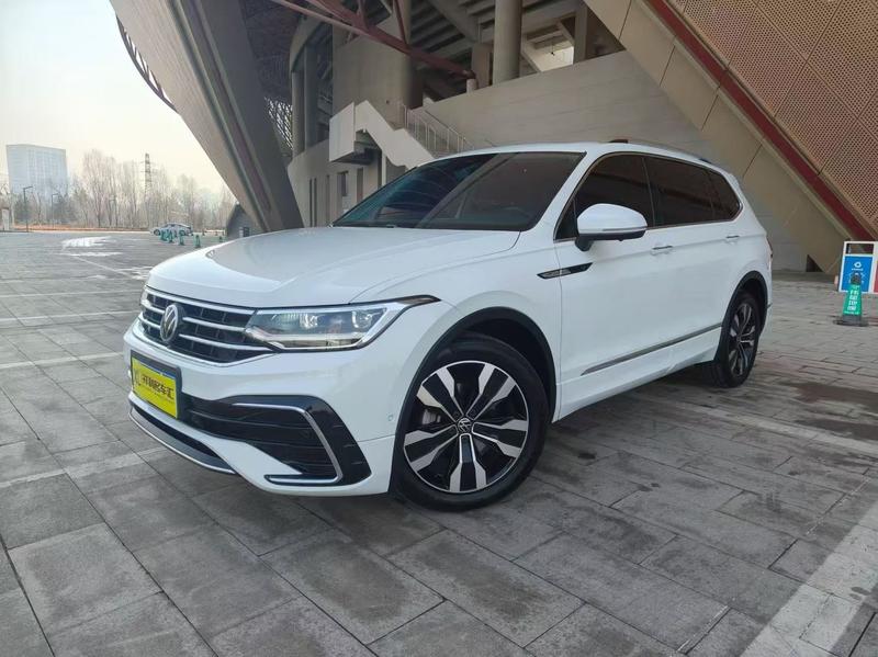 Volkswagen Tiguan L Pro, 2022 — купить в Чебоксарах под ключ