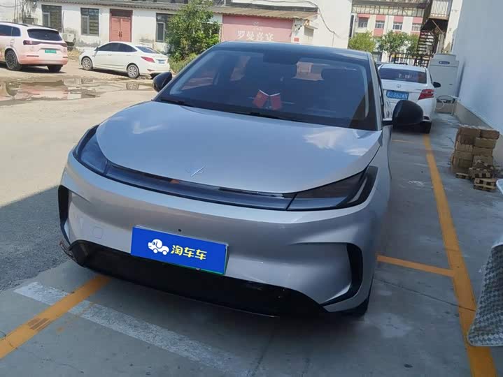 BAIC Arcfox T1, 2025 — купить в Санкт-Петербурге под ключ