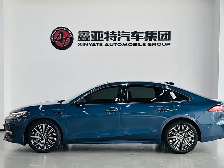 Geely Galaxy A7, 2025 — фото 4 из 9