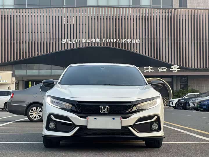 Honda Civic, 2022 — фото 2 из 9