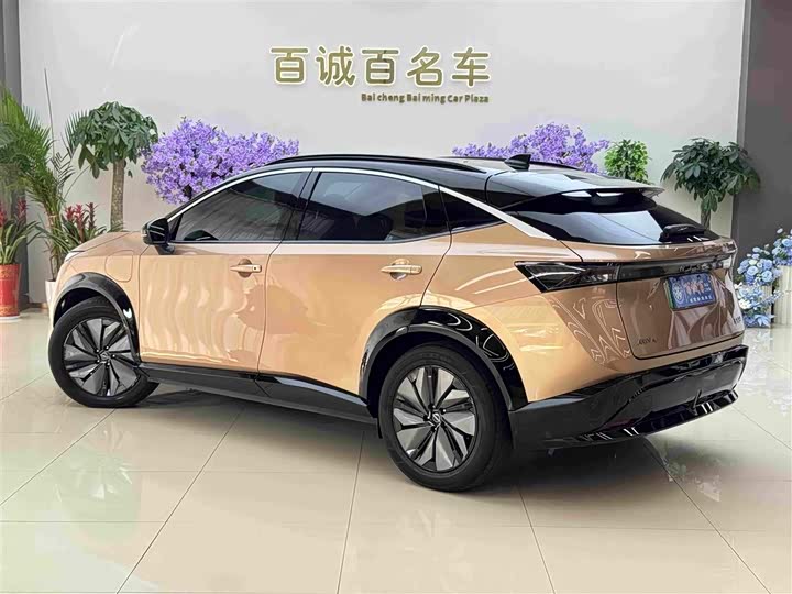 Nissan Ariya EV, 2023 — фото 7 из 9