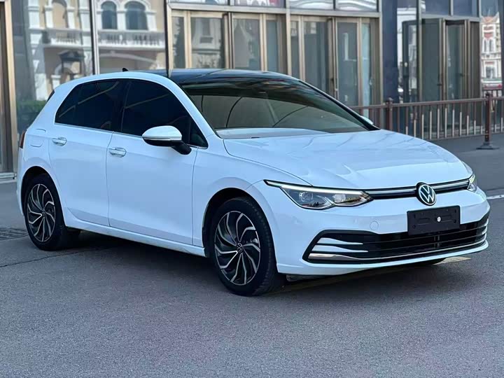 Volkswagen Golf, 2022 — купить в Белгороде под ключ