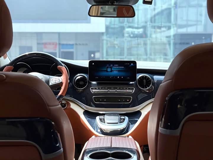 Mercedes-Benz V-Class, 2022 — фото 9 из 9