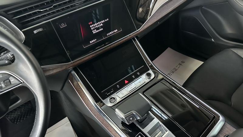 Audi Q7, 2023 — фото 9 из 12