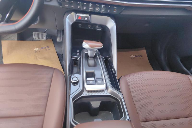 Kia Sportage GT-line, 2023 — фото 11 из 12
