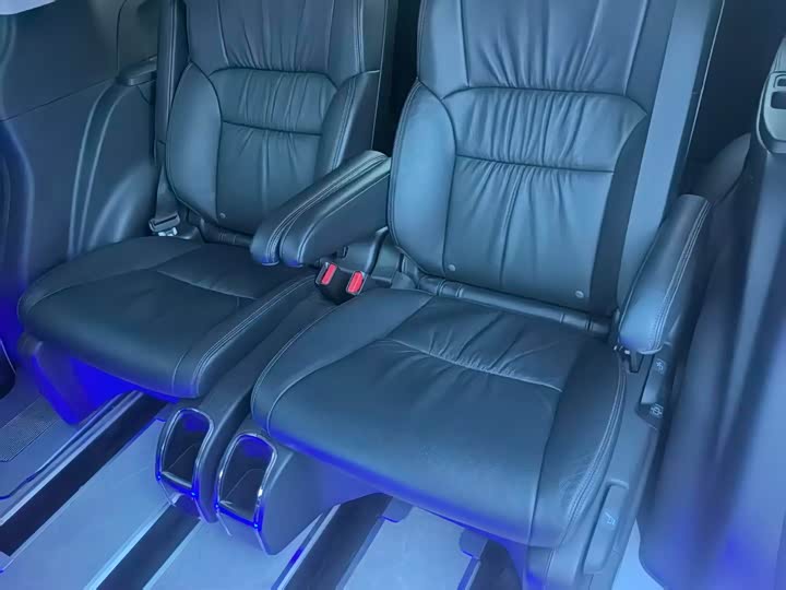 Honda Odyssey, 2023 — фото 9 из 9