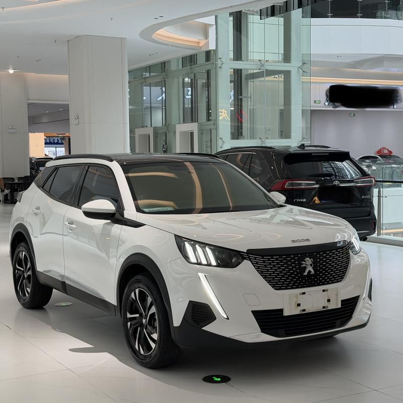 Peugeot 2008, 2022 — фото 3 из 11