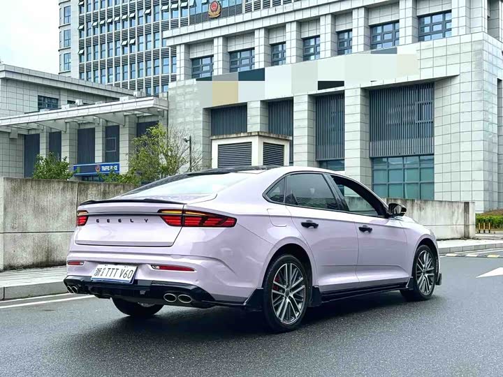 Geely Preface, 2023 — фото 7 из 9