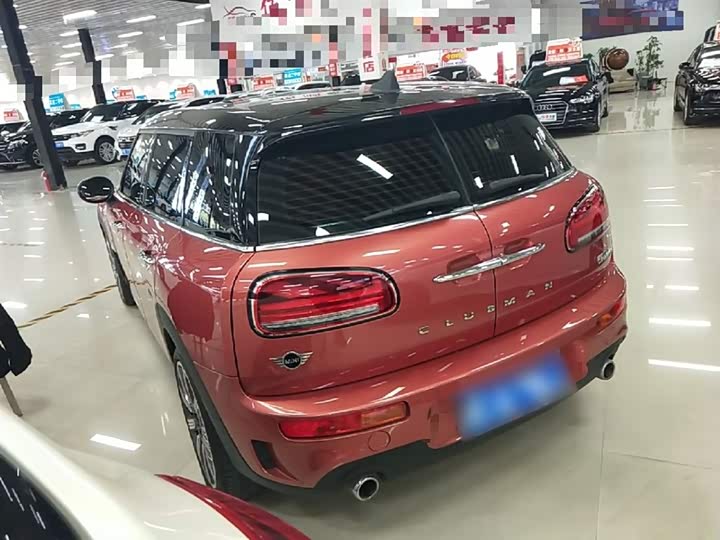 Mini Clubman, 2023 — фото 5 из 9