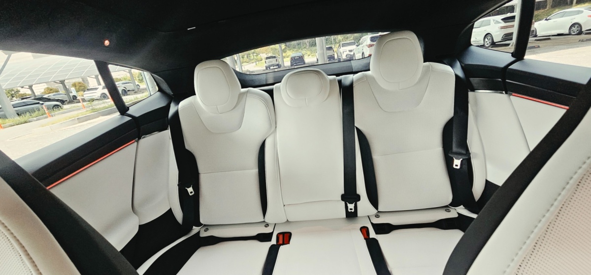 Tesla Model S, 2025 — фото 9 из 12