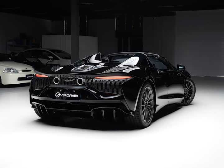 McLaren Artura, 2026 — фото 3 из 9