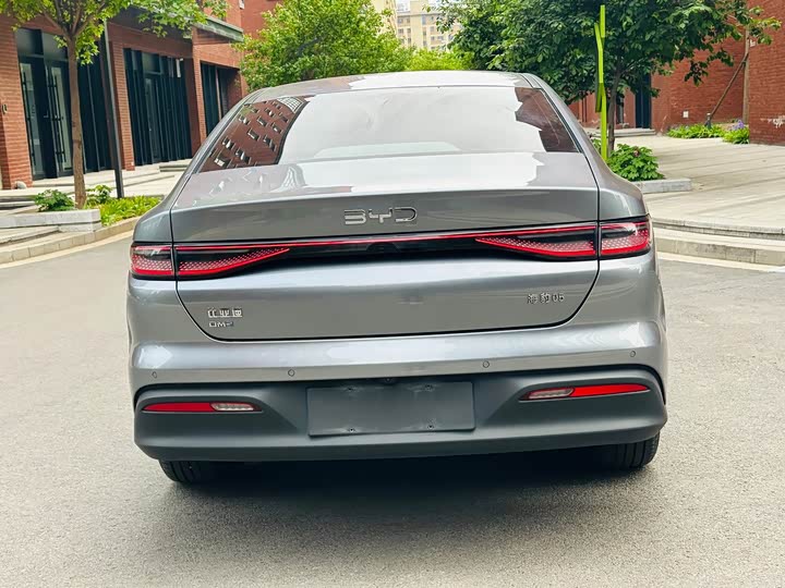 BYD Seal 05 DM-i Hybrid, 2025 — фото 7 из 9