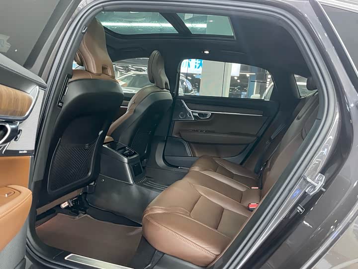 Volvo S90 Hybrid, 2021 — фото 8 из 9
