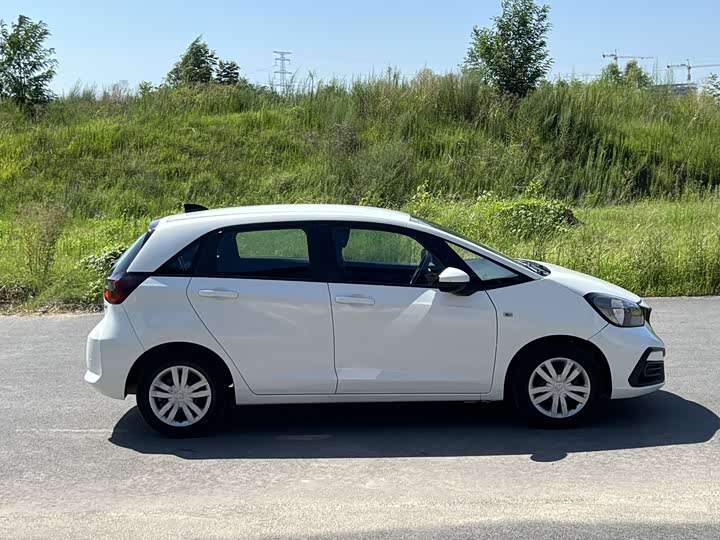 Honda Fit, 2022 — фото 8 из 9