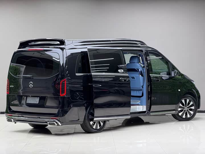 Mercedes-Benz Vito, 2022 — фото 2 из 9