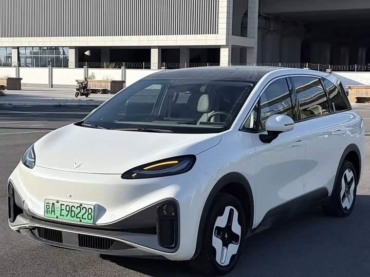 BAIC Arcfox Kaola S, 2025 — купить в Санкт-Петербурге под ключ