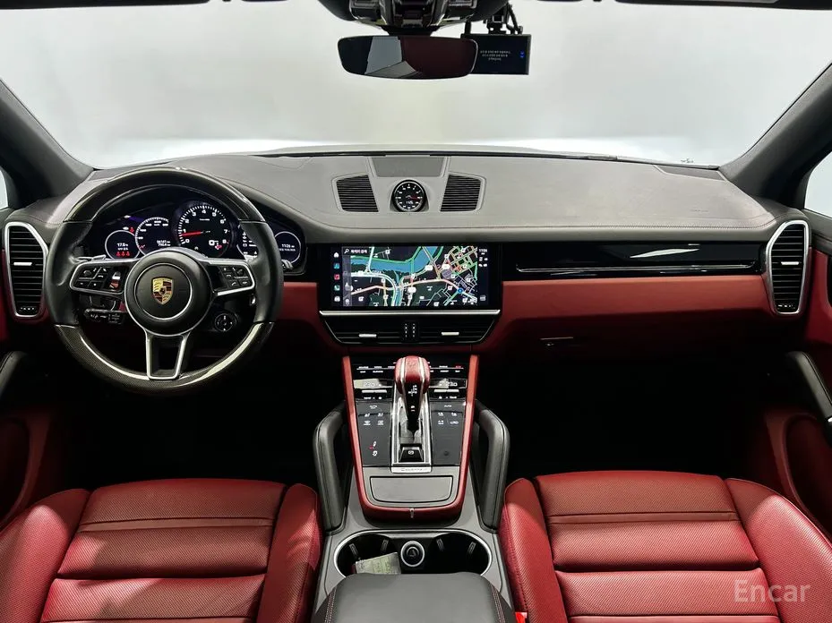 Porsche Cayenne, 2022 — фото 12 из 12