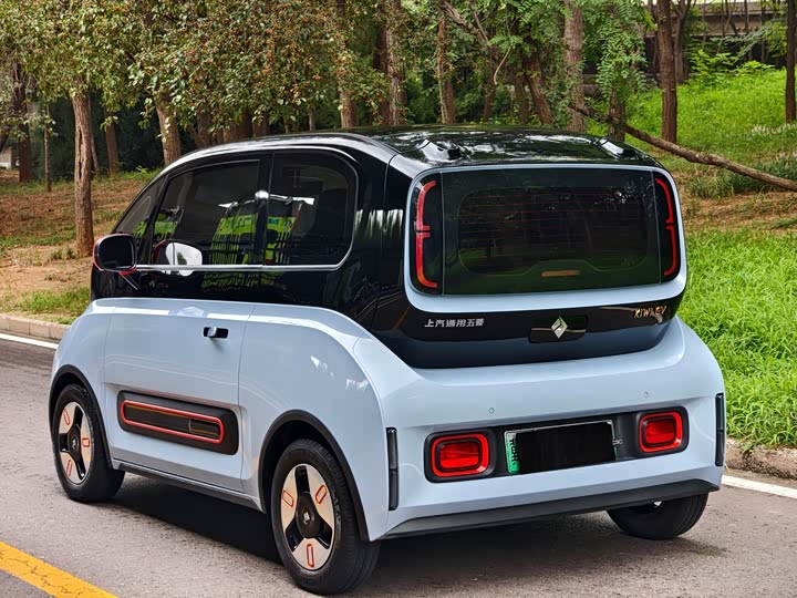 Baojun KiWi EV, 2021 — фото 4 из 9