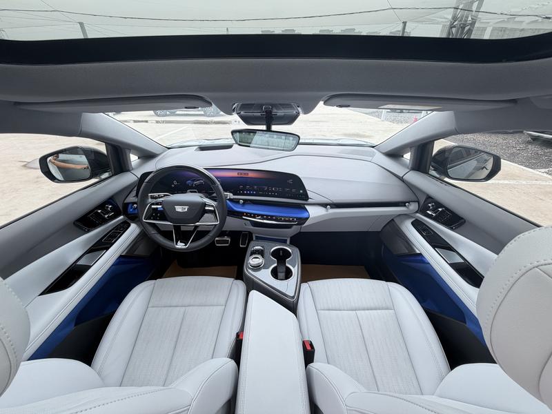 Cadillac Optiq, 2024 — фото 8 из 12