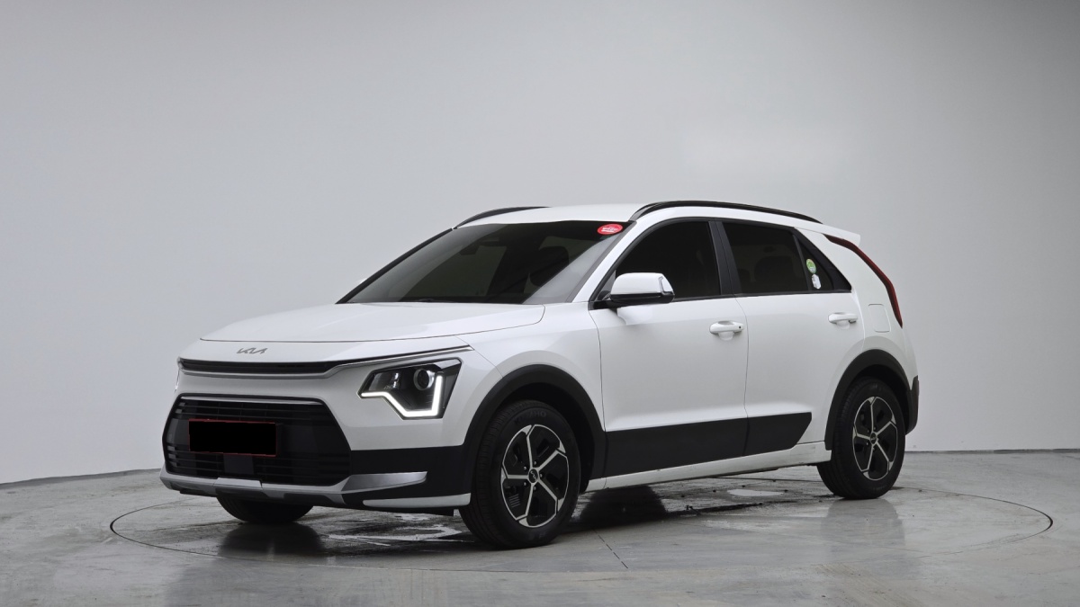 Kia Niro, 2023 — купить в Санкт-Петербурге под ключ