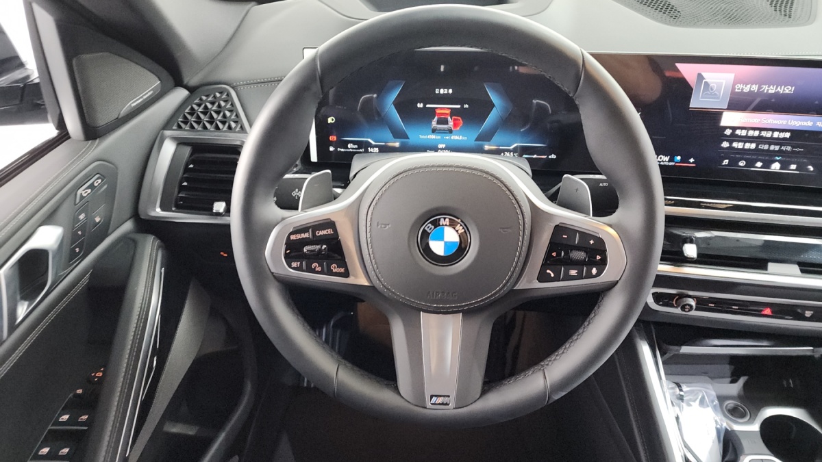 BMW X6, 2025 — фото 12 из 12