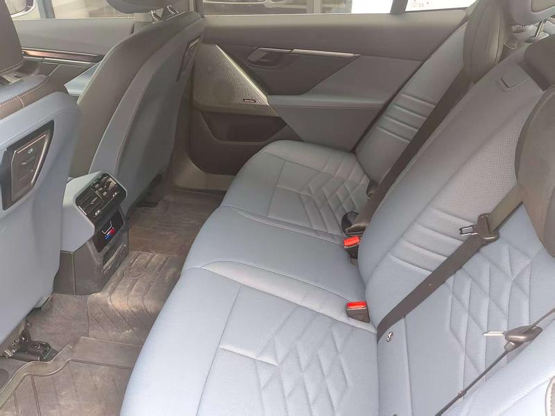 BMW i5, 2024 — фото 11 из 12