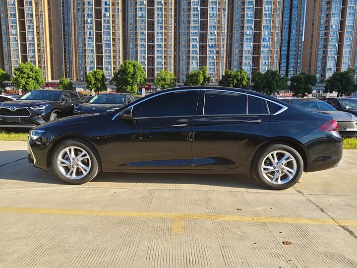 Buick Regal, 2023 — фото 7 из 9