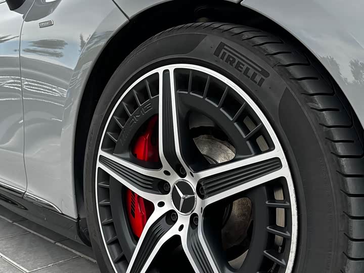 Mercedes-Benz EQE AMG, 2023 — фото 5 из 9
